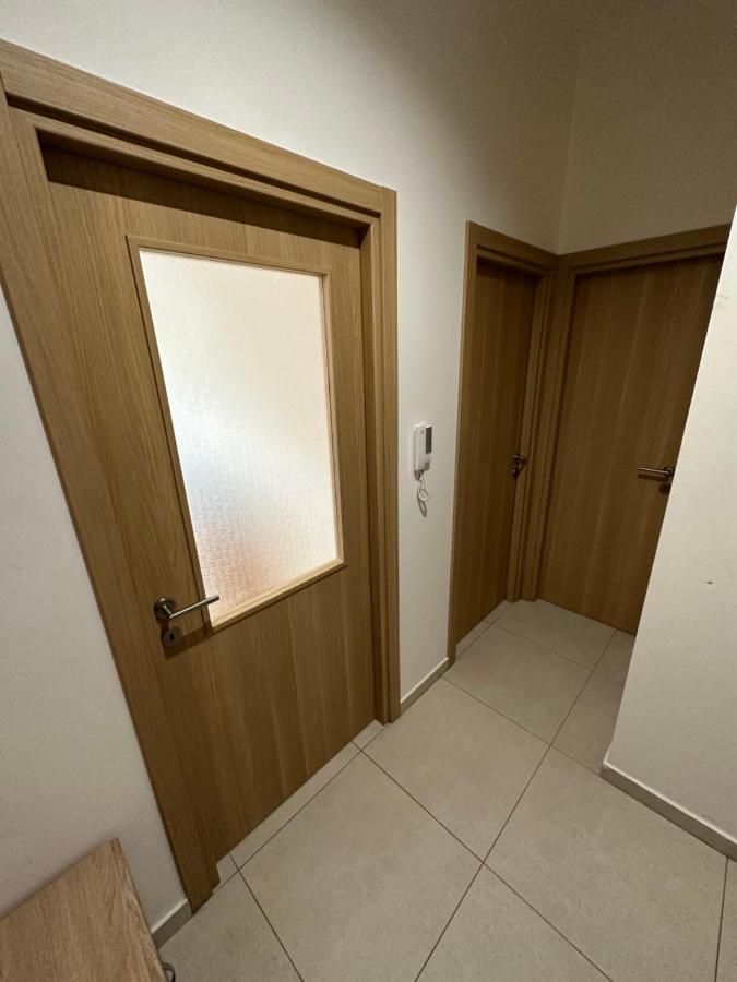 Irina Centre Apartment Подгорица Экстерьер фото